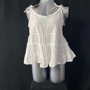Chic White Lace Camisole Top